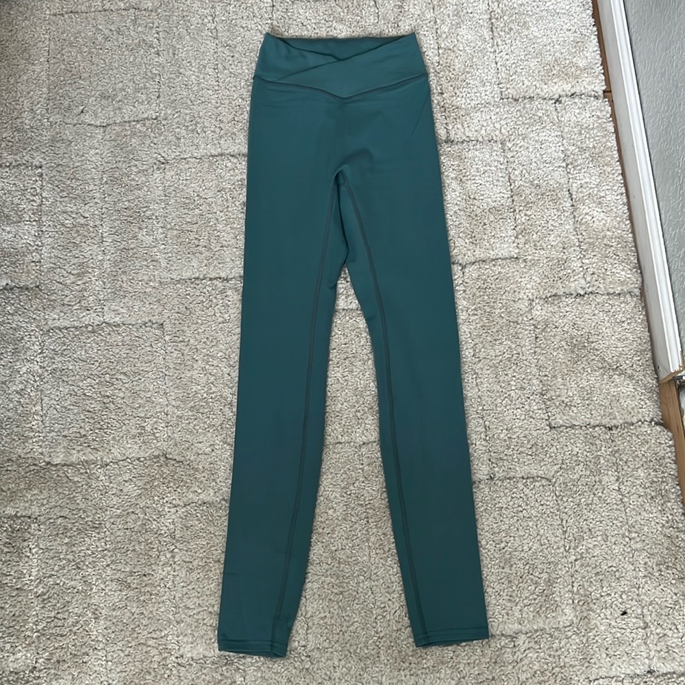437 leggings
